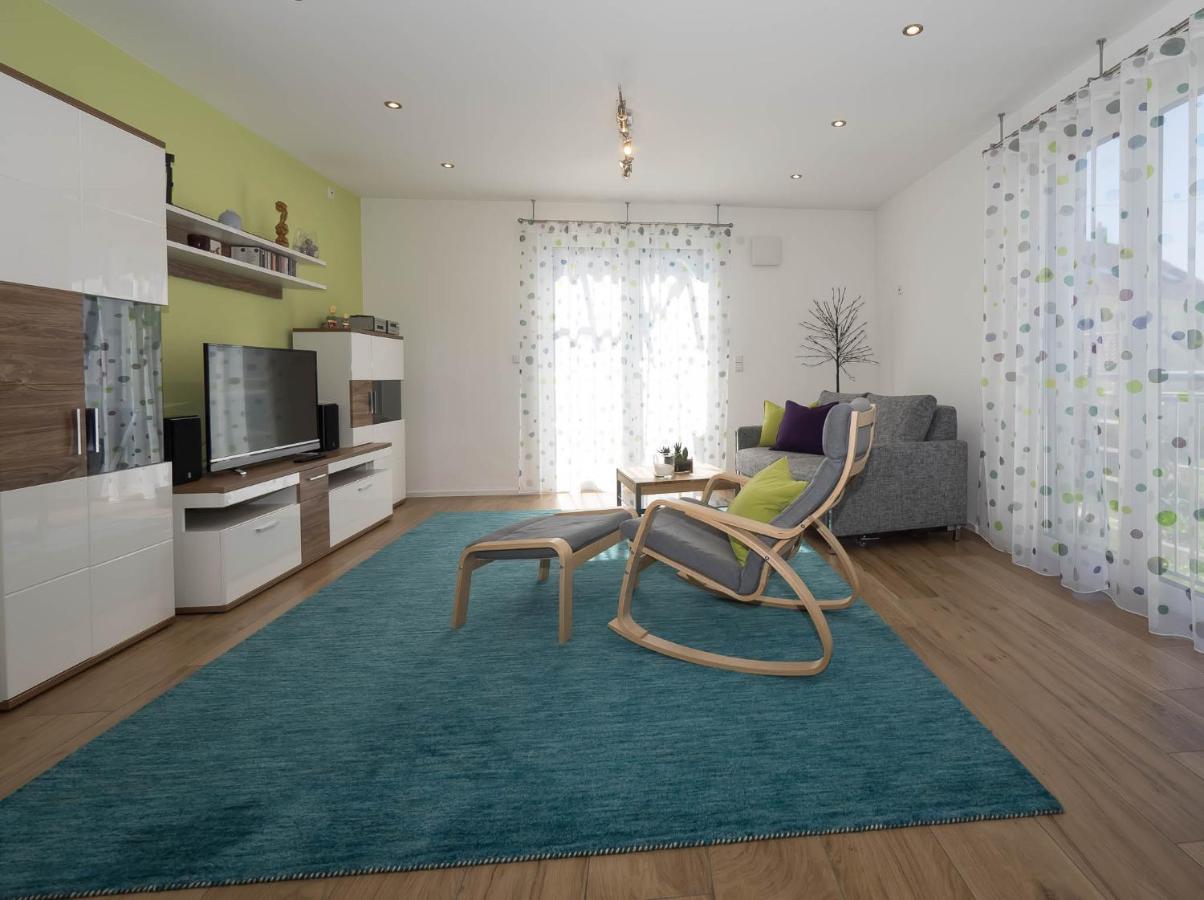 16Lilien Apartmentwohnung Waiblingen  Exteriér fotografie