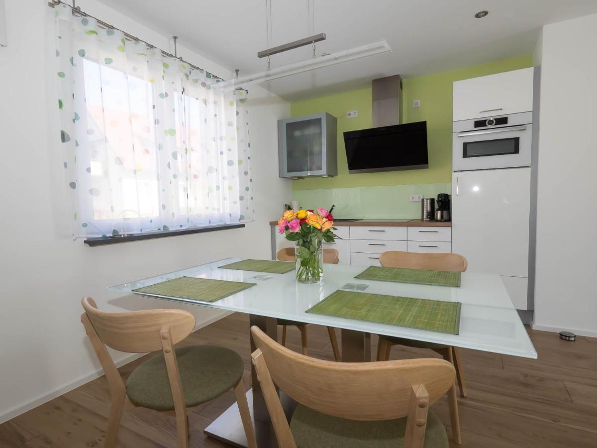 16Lilien Apartmentwohnung Waiblingen  Exteriér fotografie