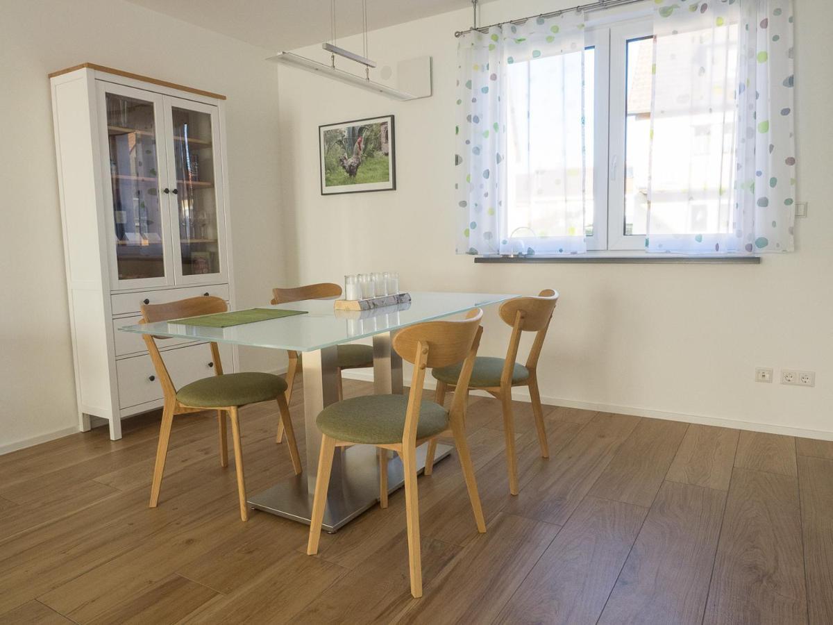 16Lilien Apartmentwohnung Waiblingen  Exteriér fotografie