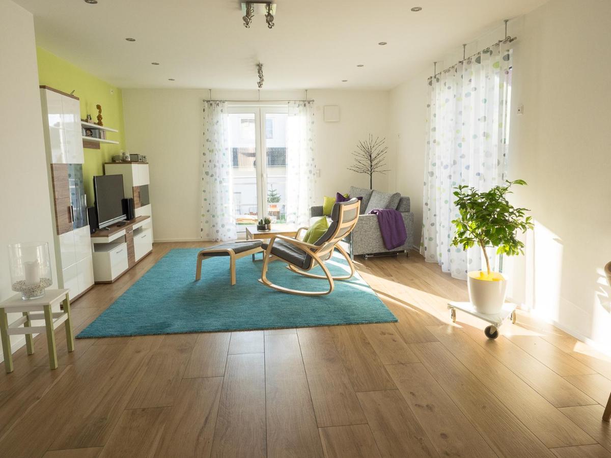 16Lilien Apartmentwohnung Waiblingen  Exteriér fotografie